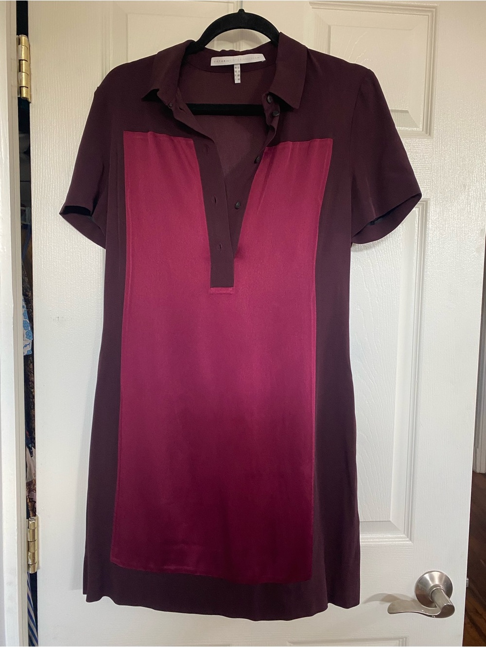 Victoria Beckham Colorblock Short-Sleeve Tunic in Wine and Magenta